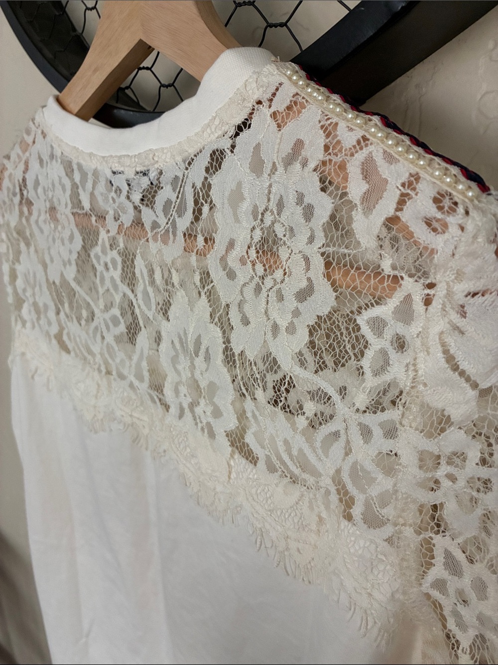 Desigual Baseball NY Queens Tee Shirt with Lace Detailing sleeves - Picture 9 of 12